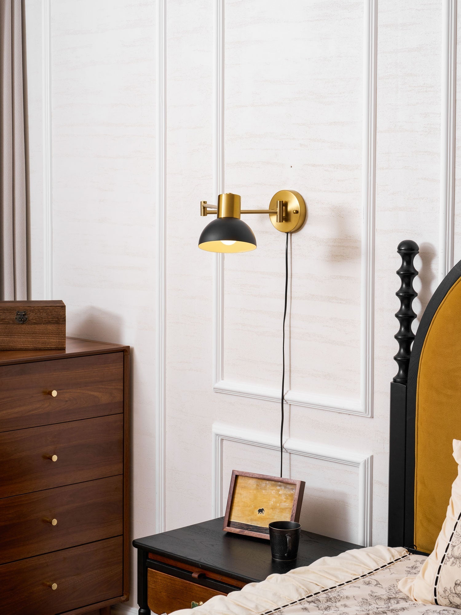 adjustable-arm-plug-in-wall-lamp-anzaz--36