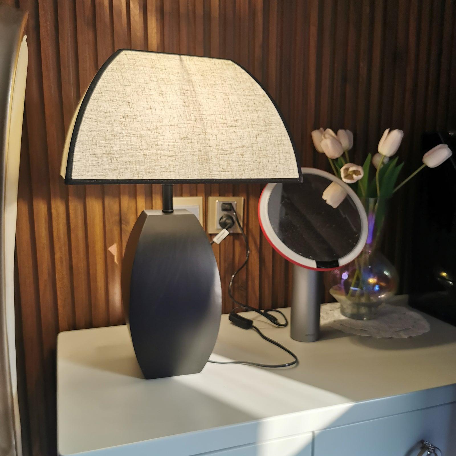 javier-black-table-lamp-anzaz--25