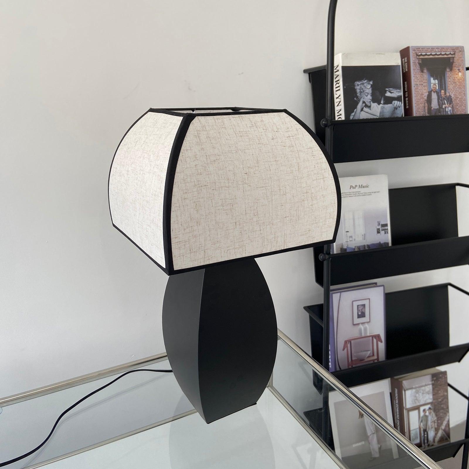 javier-black-table-lamp-anzaz--35