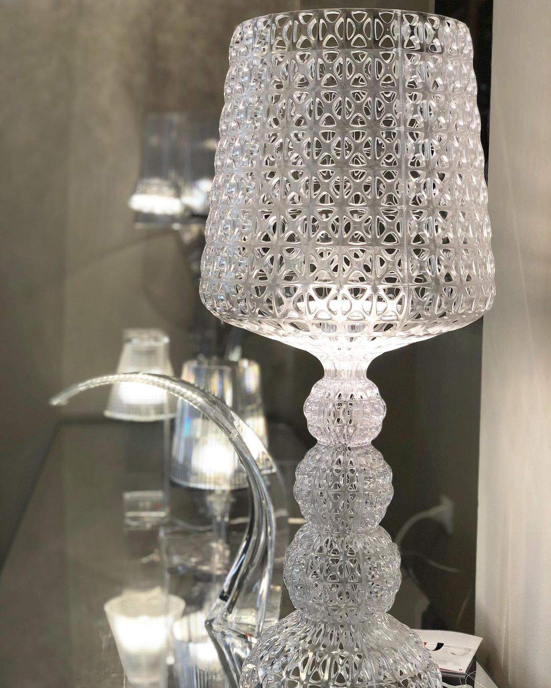 kabuki-table-lamp-anzaz--55