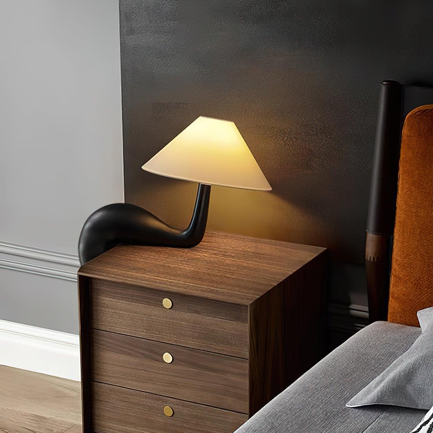 kakuda-pine-desk-lamp-anzaz-Black-12