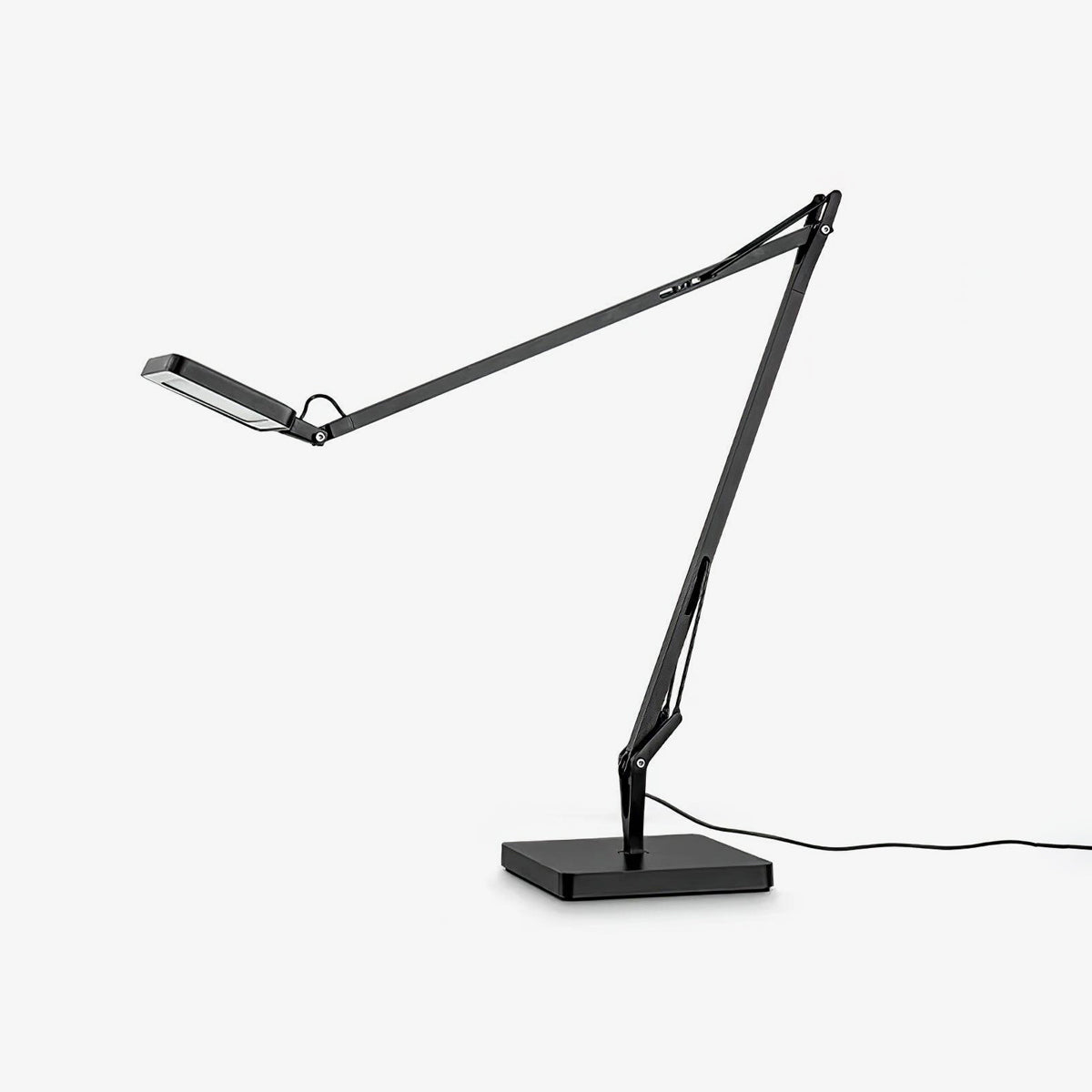 kelvin-edge-table-lamp-anzaz-Black-1