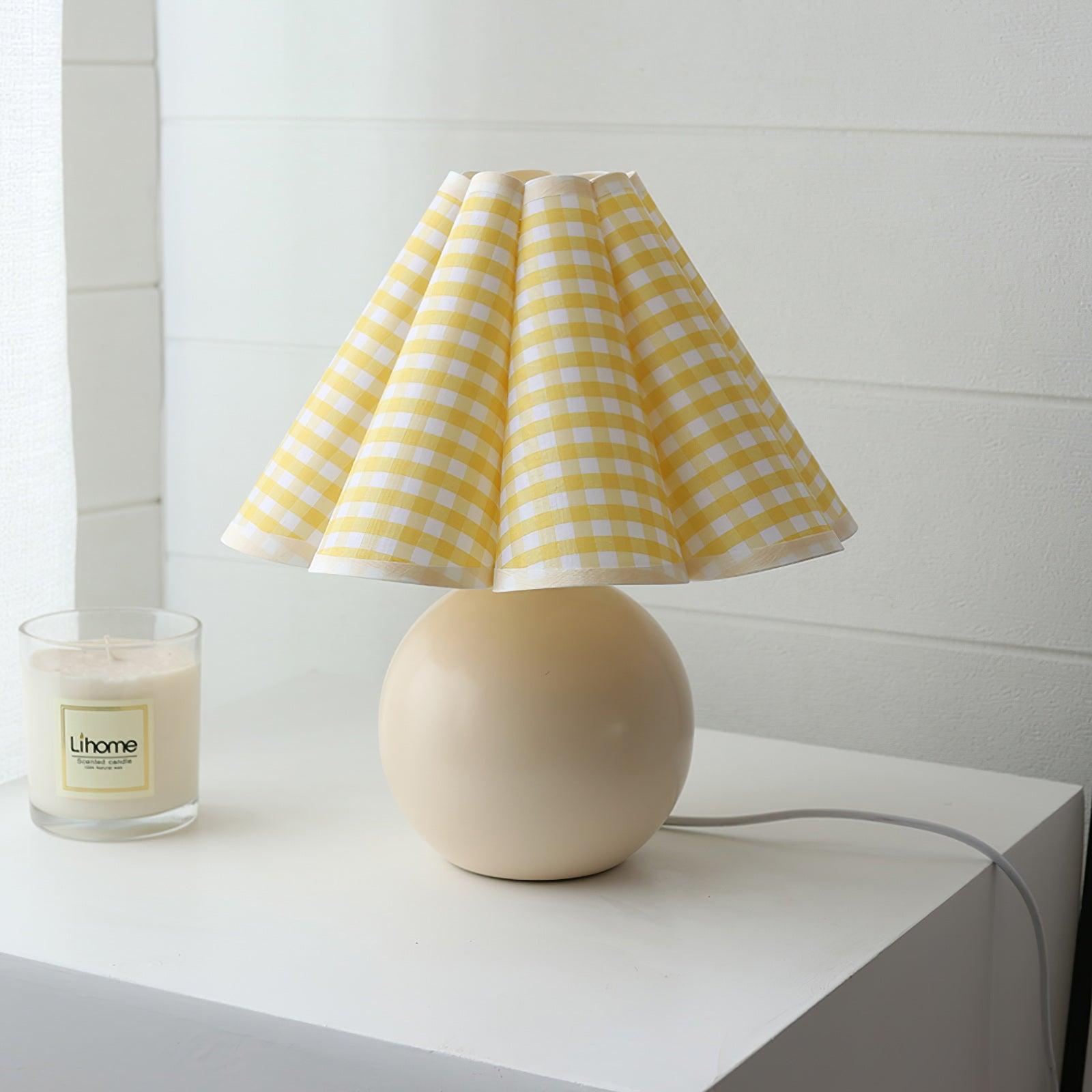 kicsi-knife-pleat-table-lamp-anzaz-Yellow plaid-2
