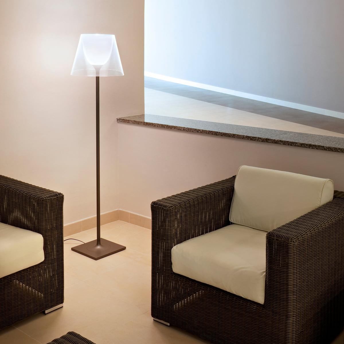 chrome-prism-floor-lamp-anzaz-Smoky-7