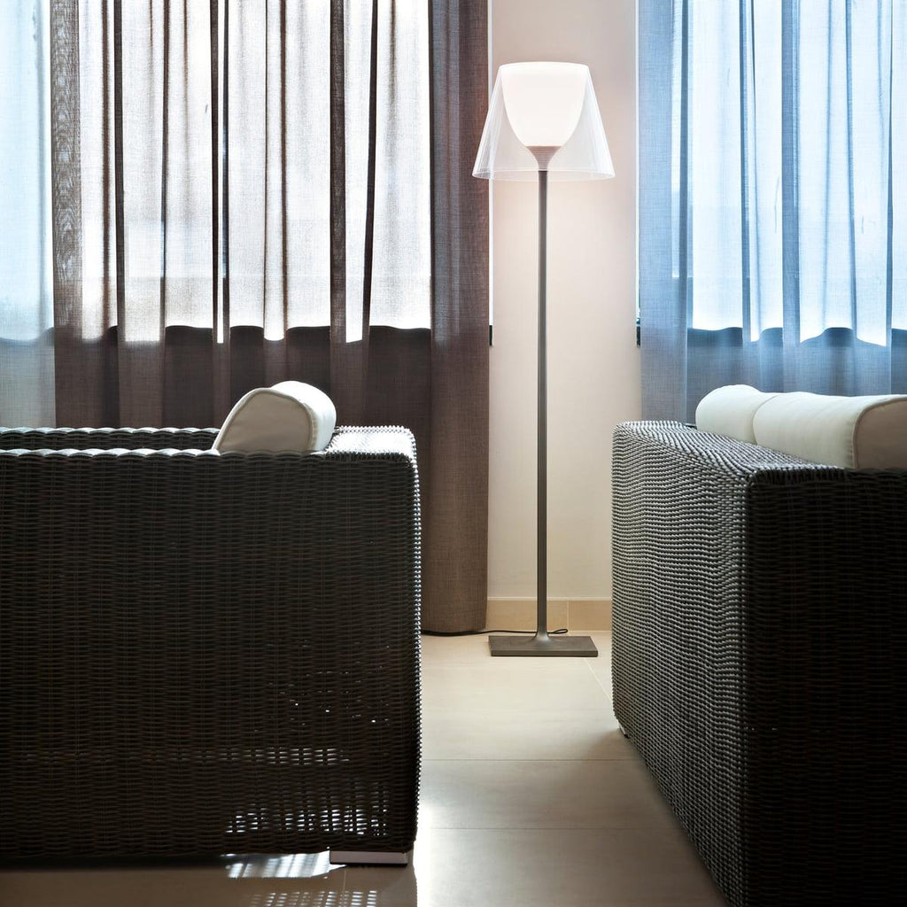 chrome-prism-floor-lamp-anzaz--13