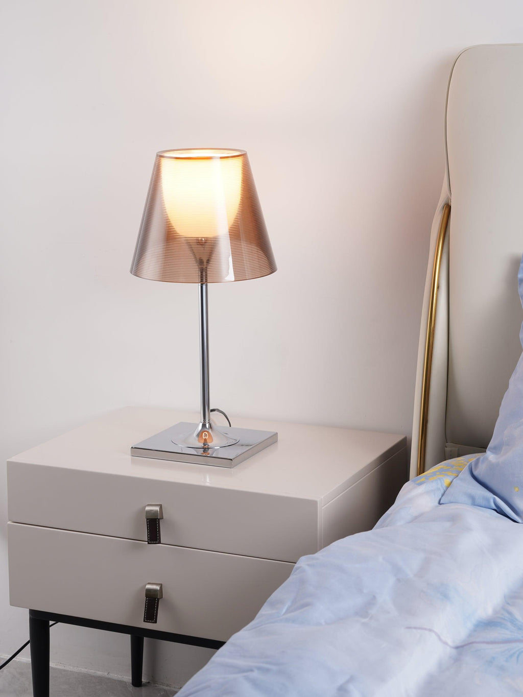 chrome-prism-table-lamp-anzaz-Clear-16