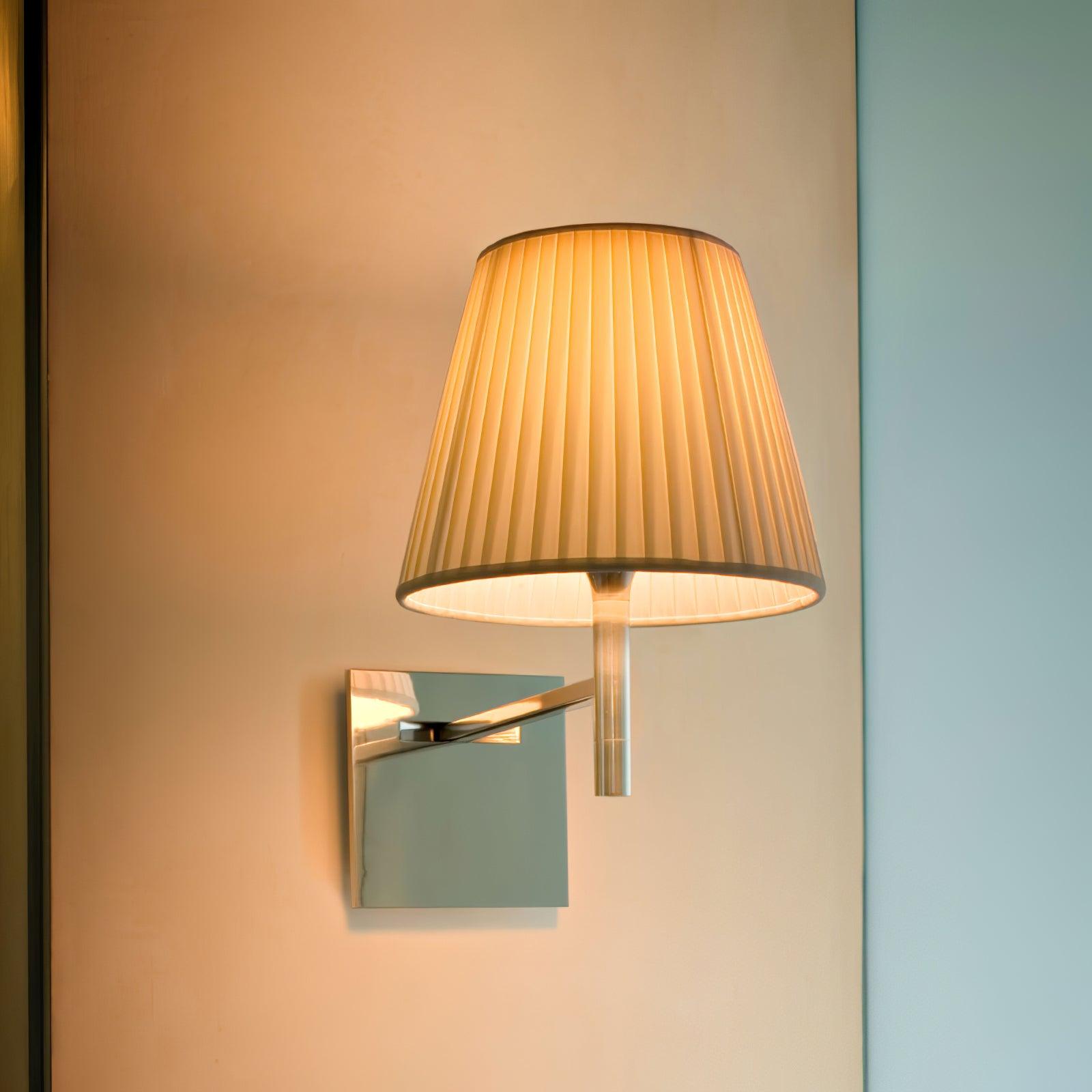 chrome-prism-wall-lamp-anzaz--7