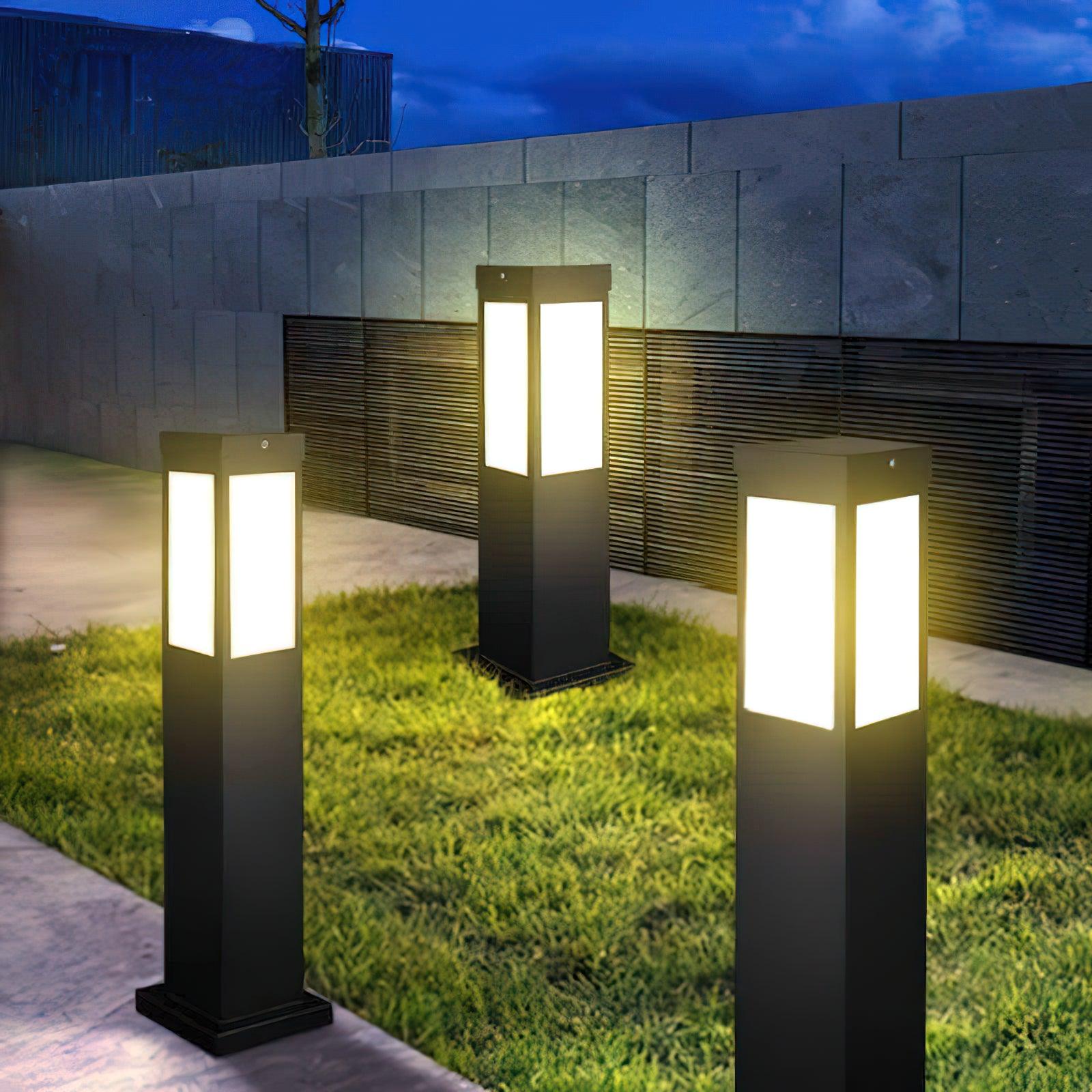 kuzco-bollard-outdoor-light-anzaz--2