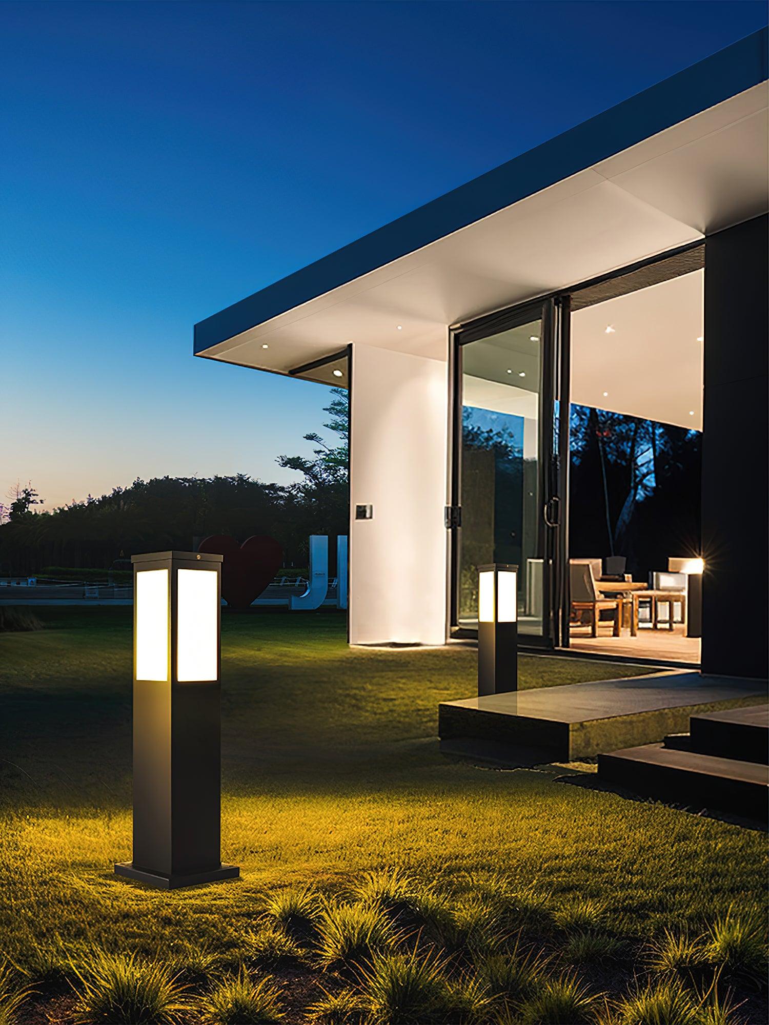 kuzco-bollard-outdoor-light-anzaz--16