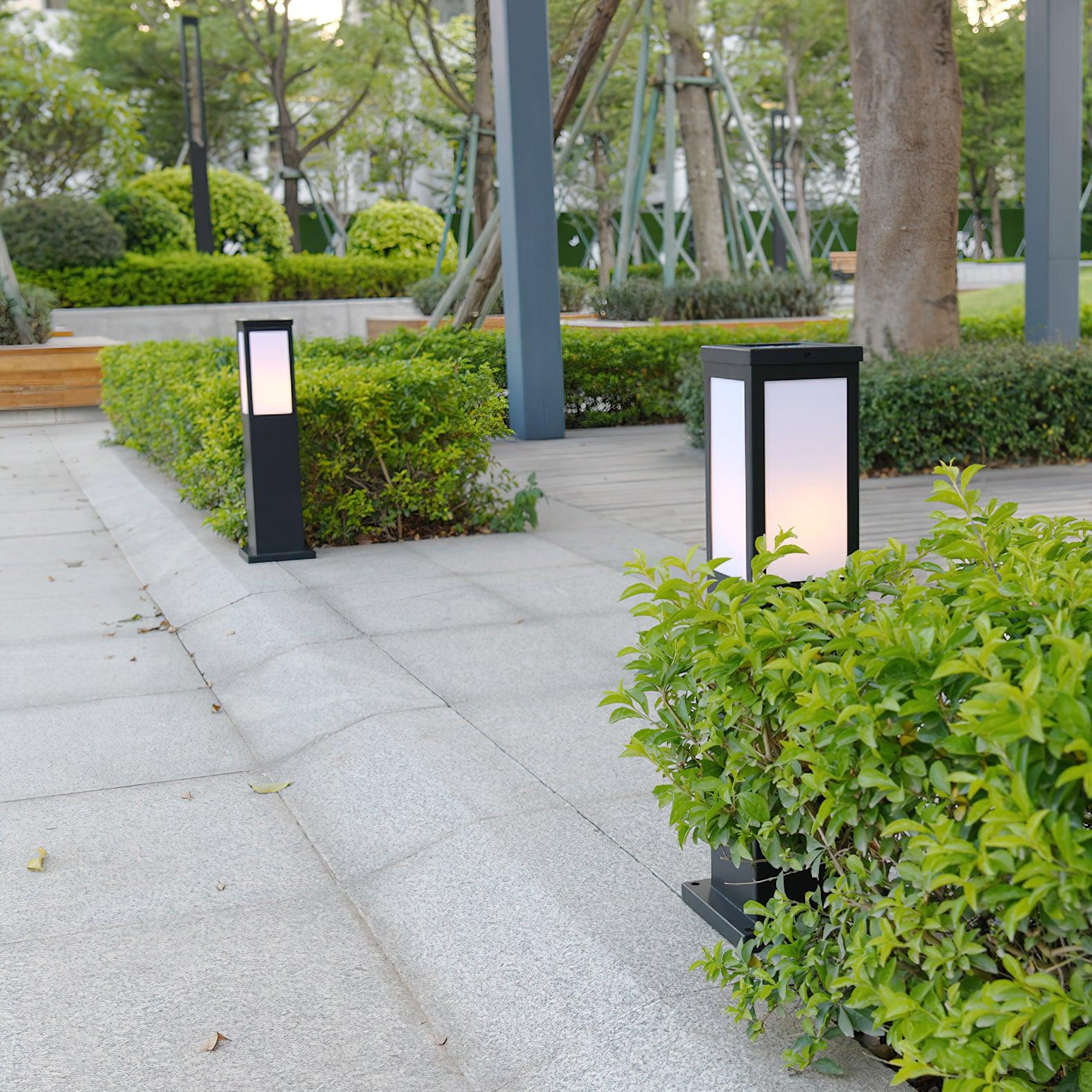 kuzco-bollard-outdoor-light-anzaz--12