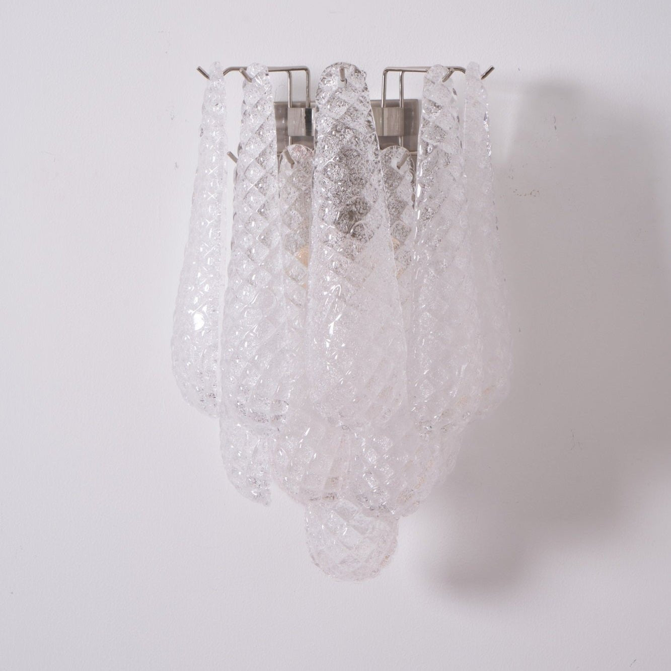 lagoon-bloom-wall-lamp-anzaz--44