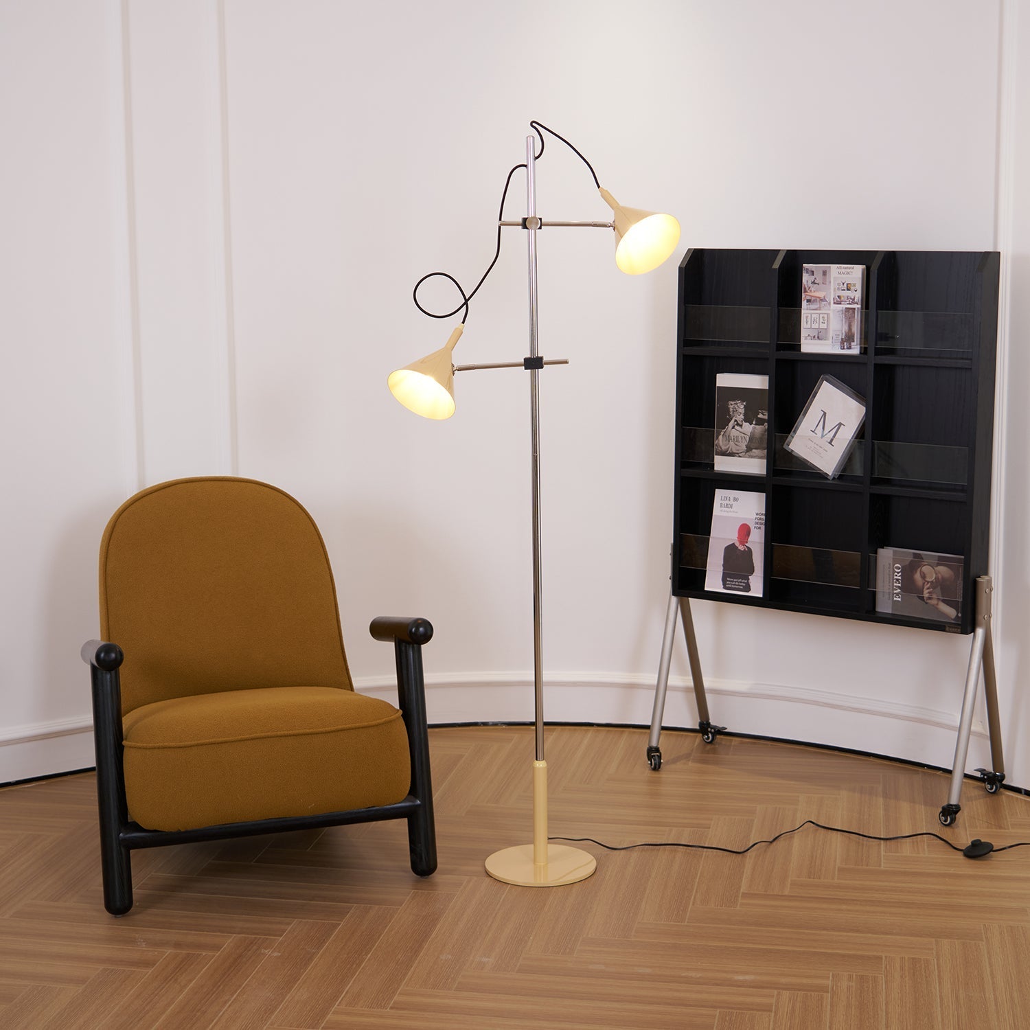 laiton-floor-lamp-anzaz-Chrome＆Beige-3