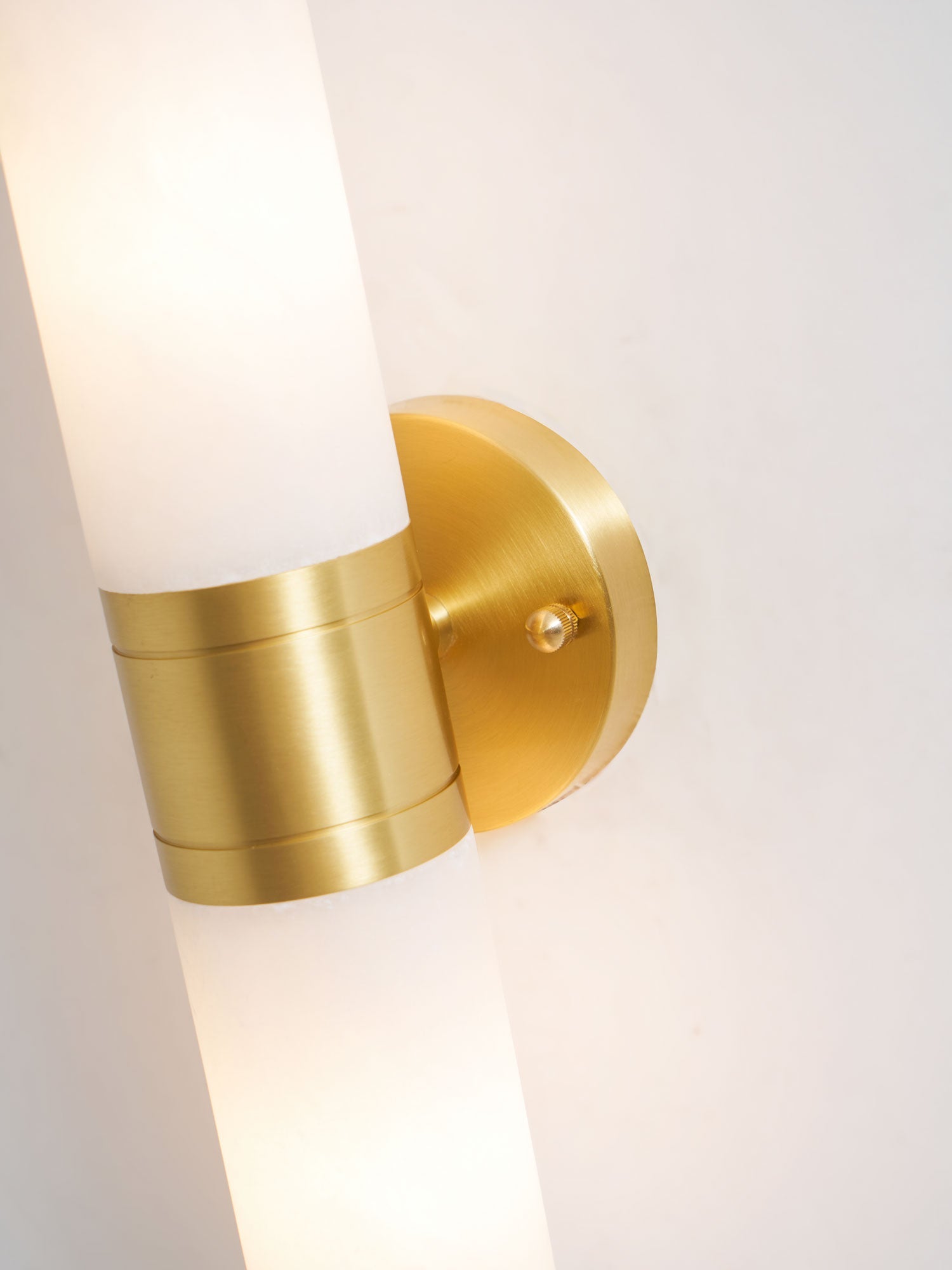 lampatron-alabaster-wall-lamp-anzaz--45