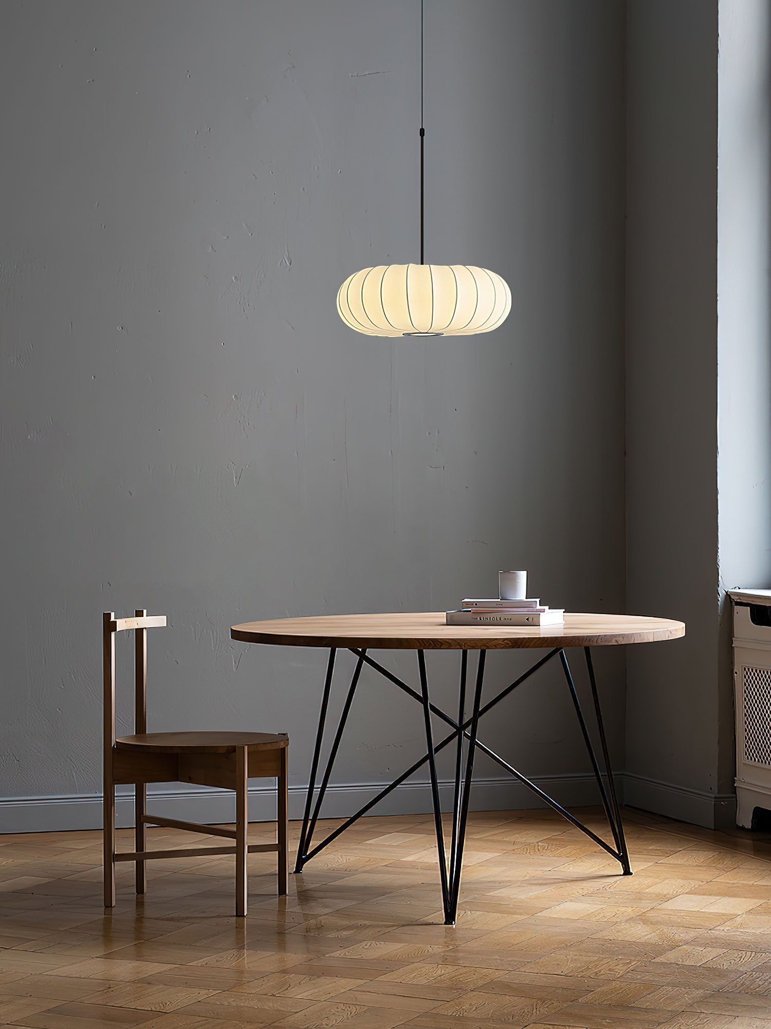 lantern-glow-pendant-lamp-anzaz-Black & White-4