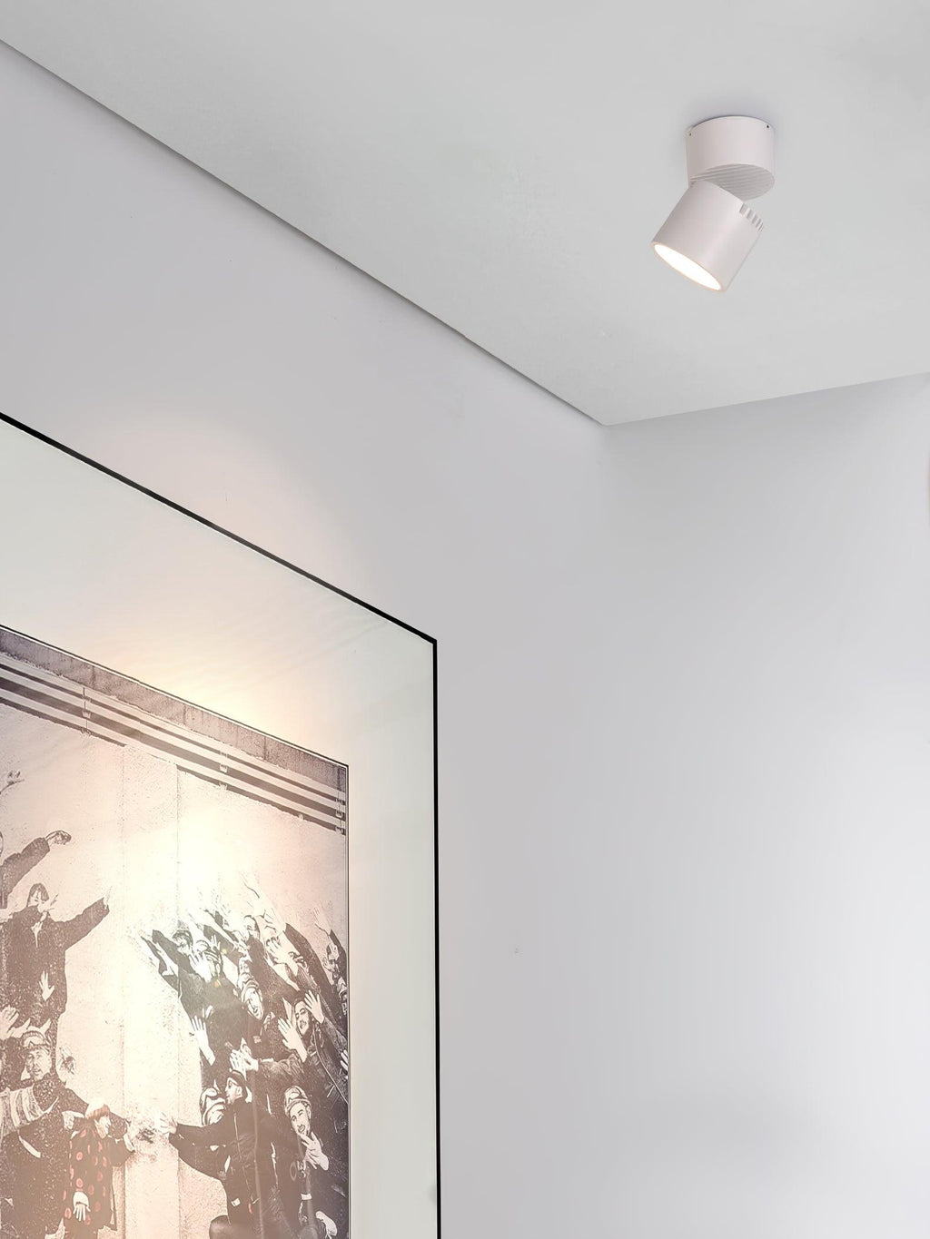 lara2-spotlights-anzaz-White-21