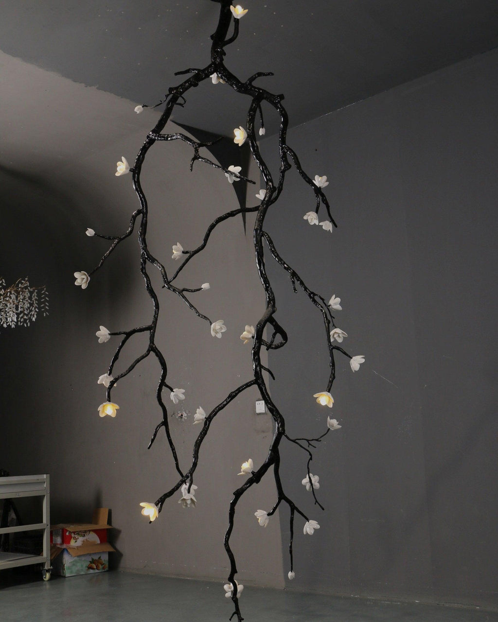 large-long-branch-flower-chandelier-anzaz--4