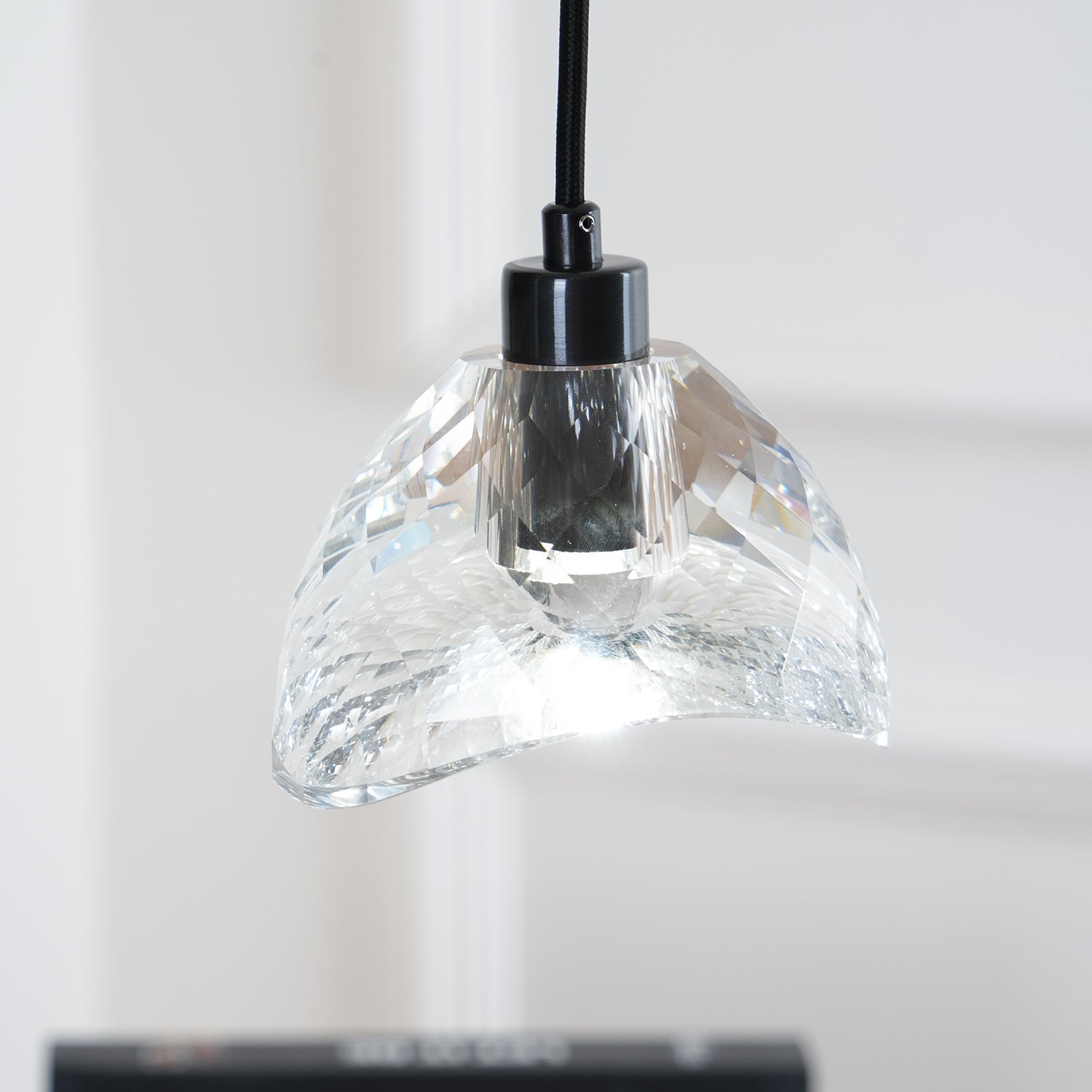 latham-glass-pendant-lamp-anzaz--7