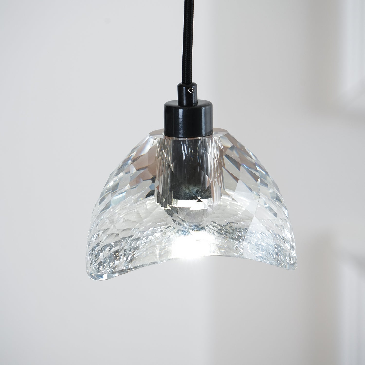 latham-glass-pendant-lamp-anzaz--13