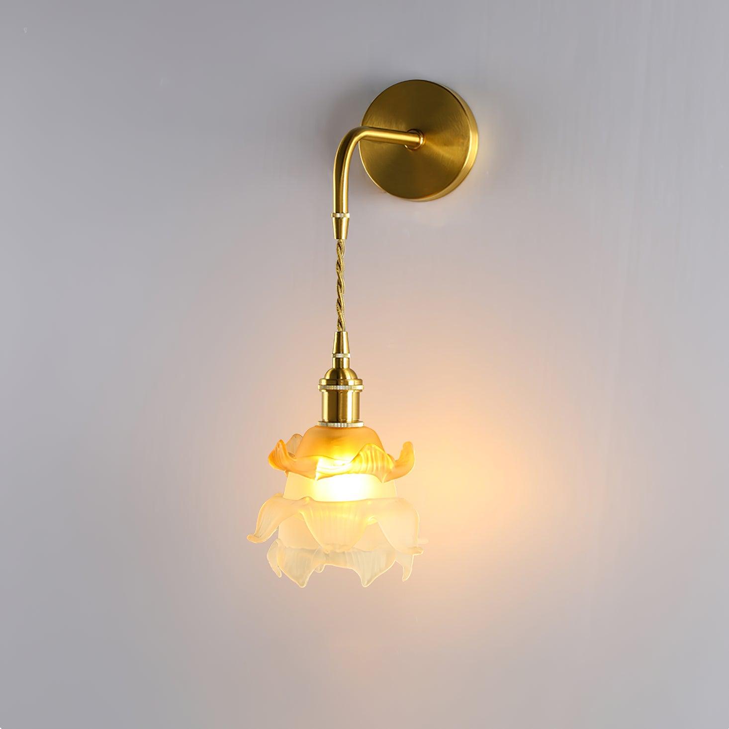 laura-brass-wall-lamp-anzaz--7