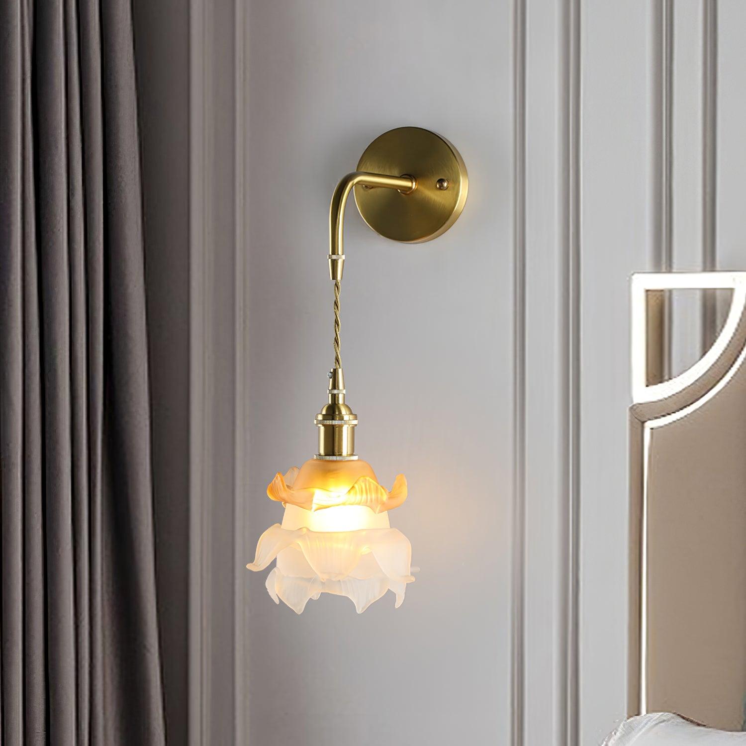 laura-brass-wall-lamp-anzaz--3
