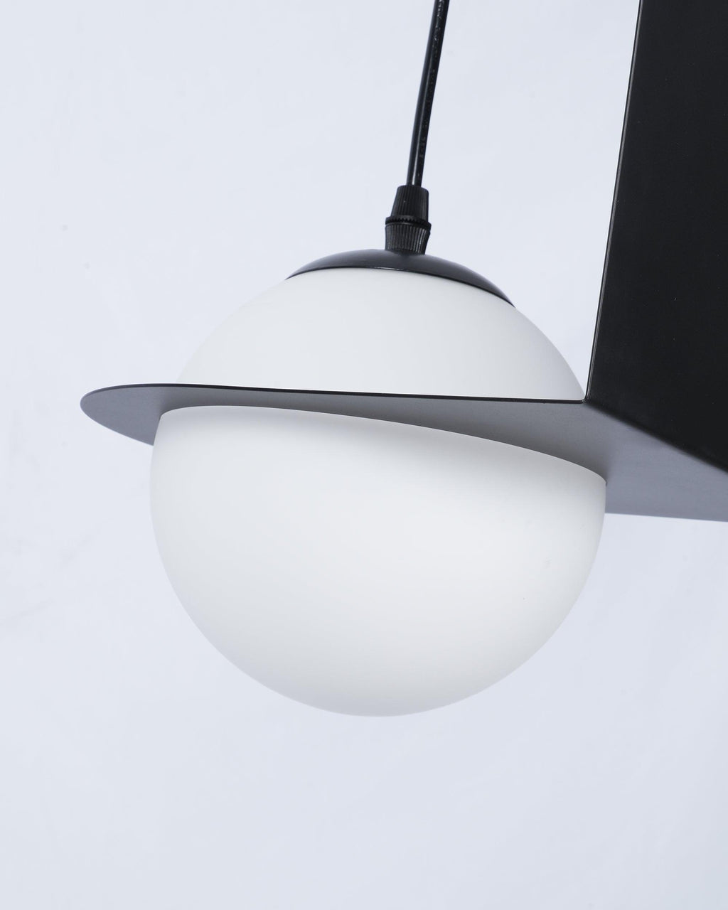 black-glass-pendant-lamp-anzaz--48