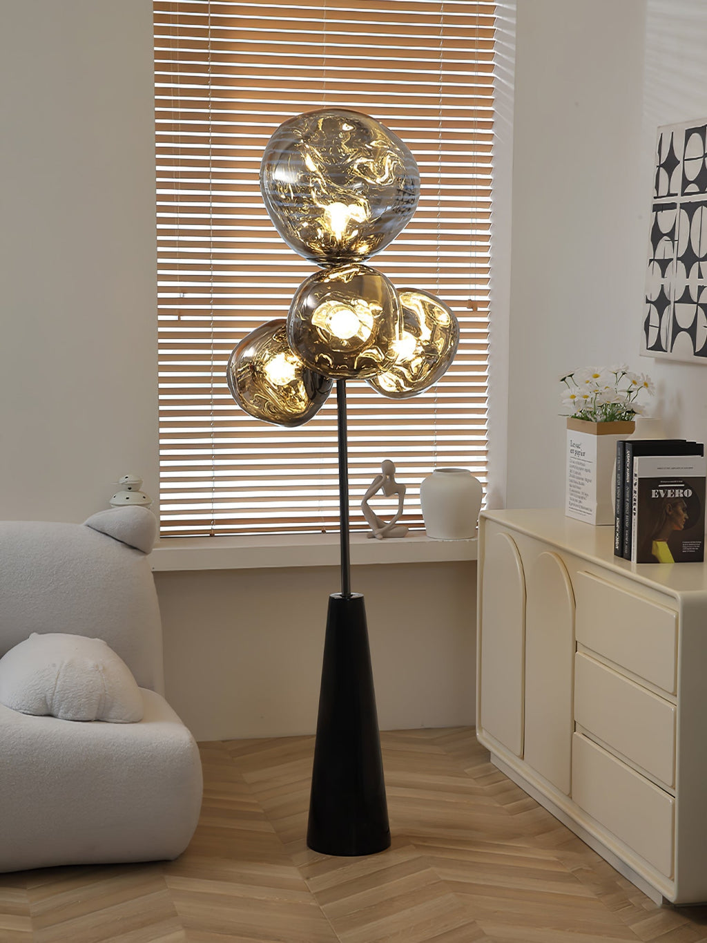 lava-column-floor-lamp-anzaz-Chrome+Black-7