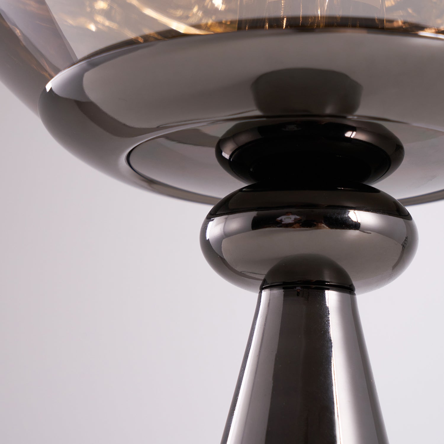 lava-cone-table-lamp-anzaz--51