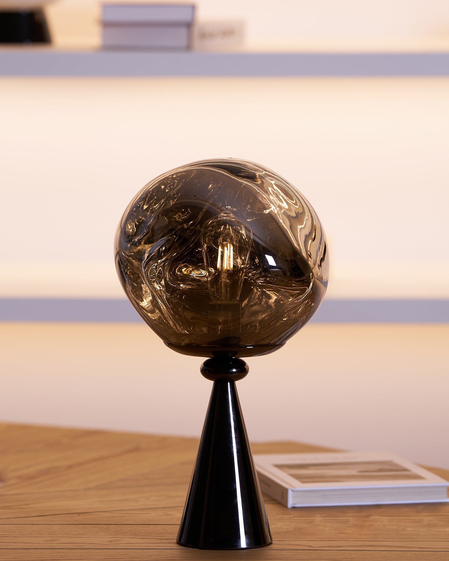 lava-cone-table-lamp-anzaz--54