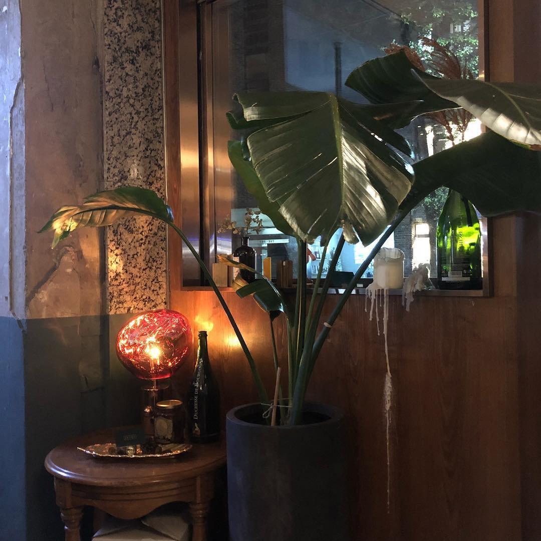 lava-table-lamp-anzaz-Gold-12