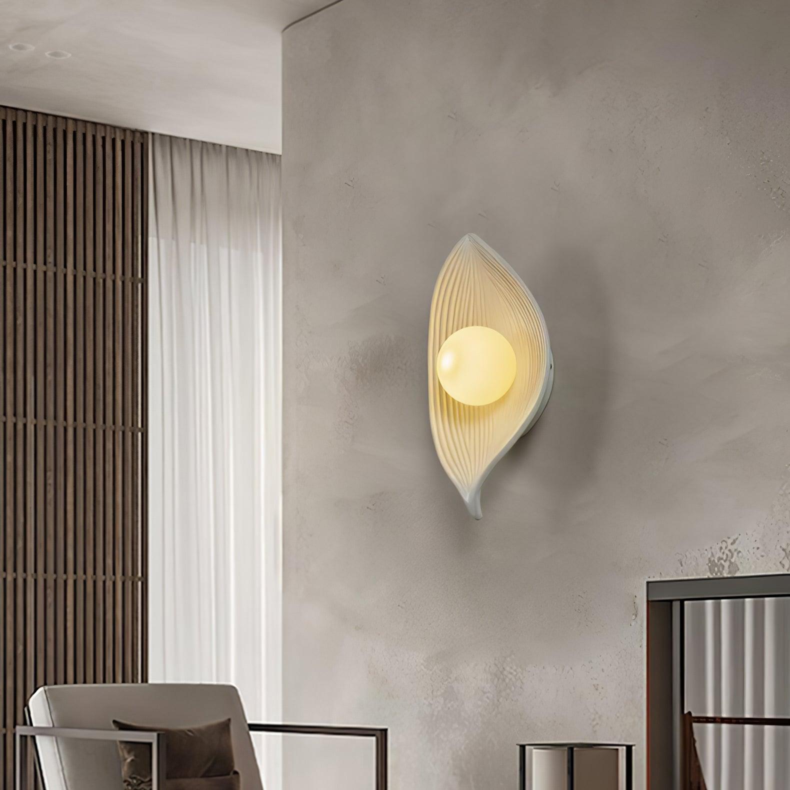 leaf-canoe-wall-sconce-anzaz-Black-2