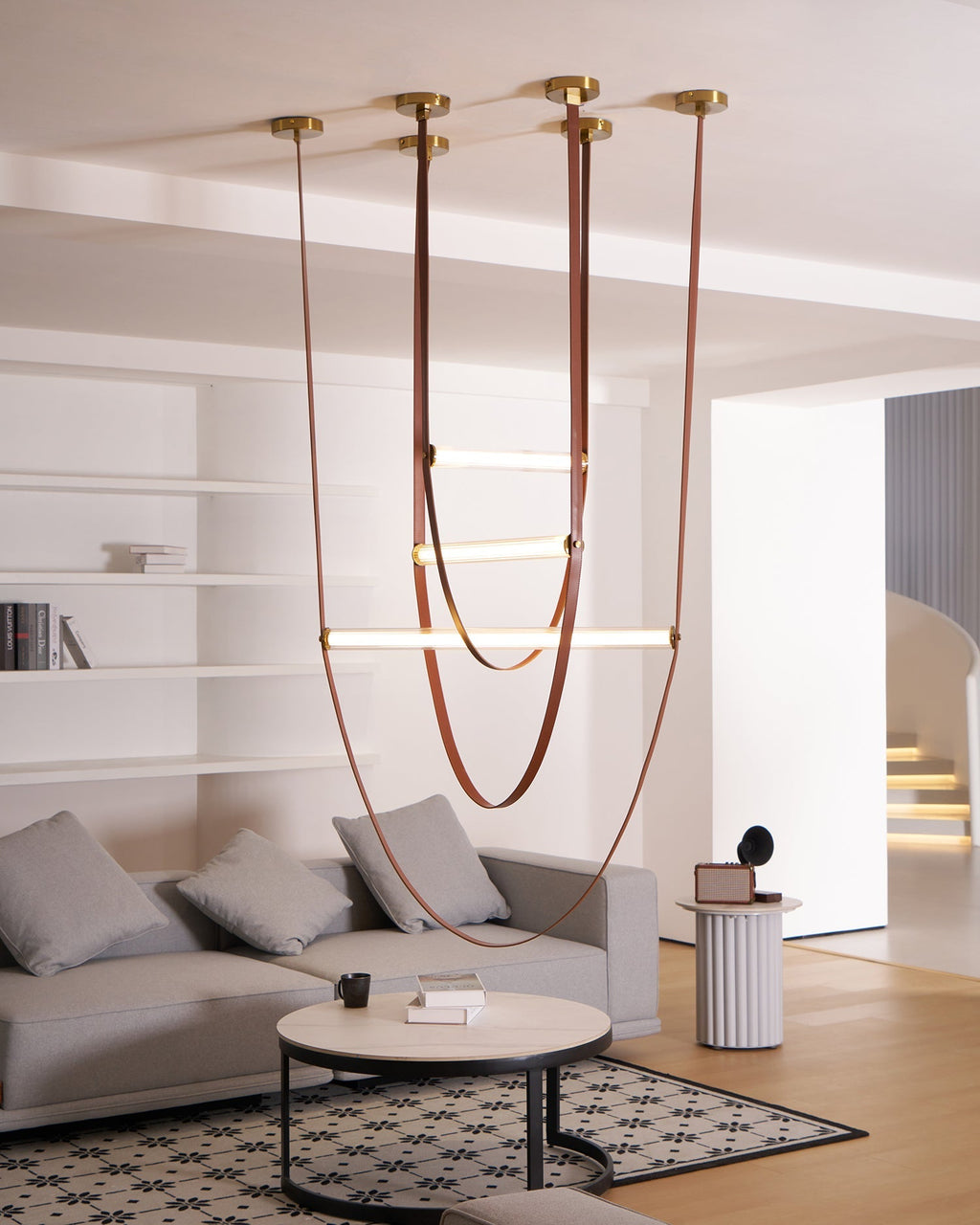 tracer-belt-pendant-lamp-anzaz-Black canopy plate & Black leather-5