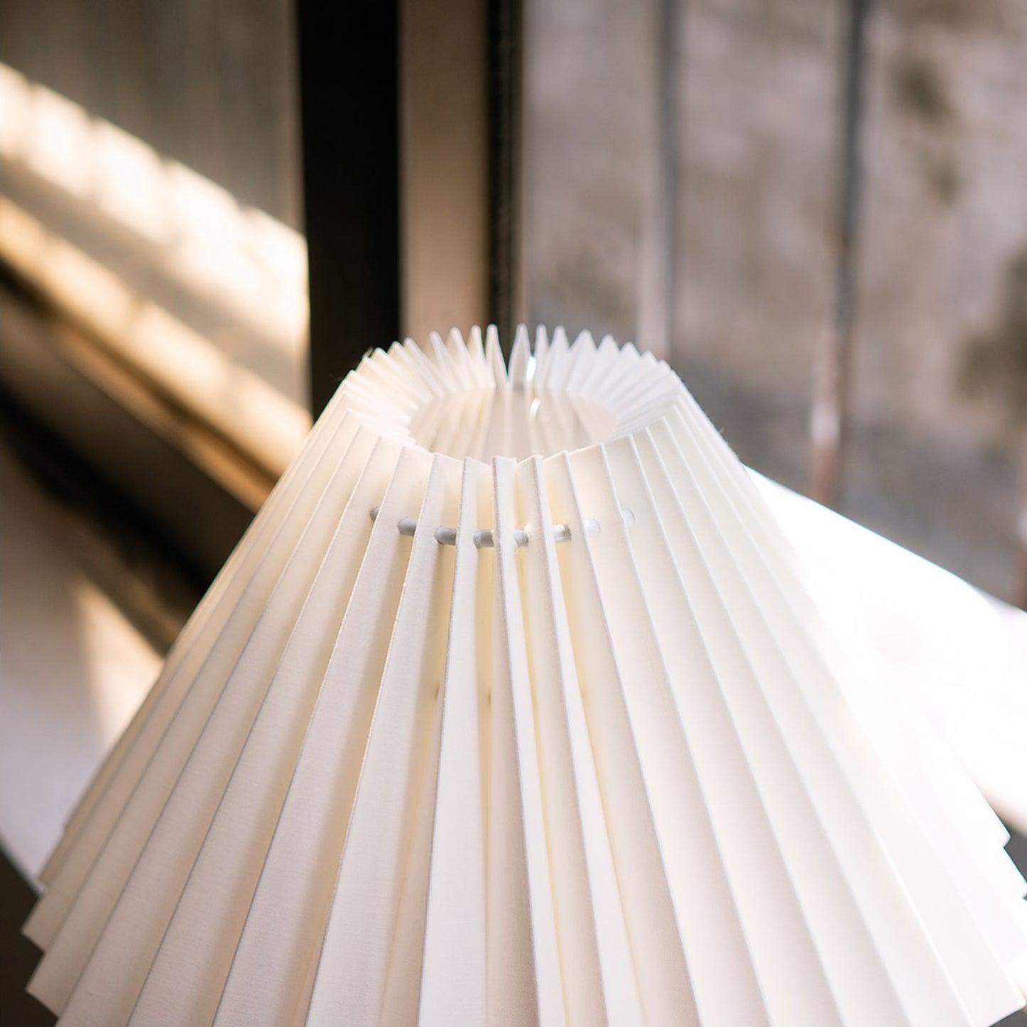 leo-table-lamp-anzaz--47