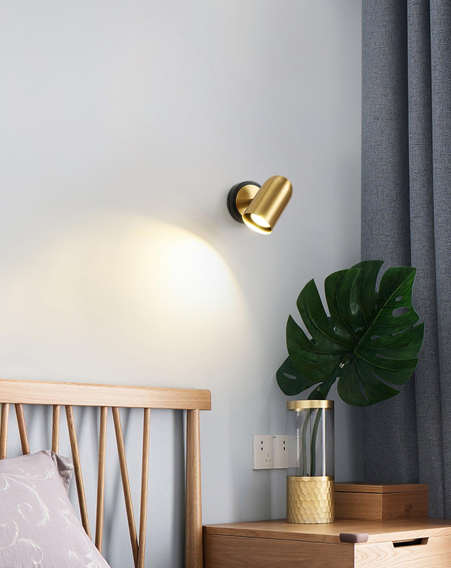 leonardo-gold-wall-lamp-anzaz--8