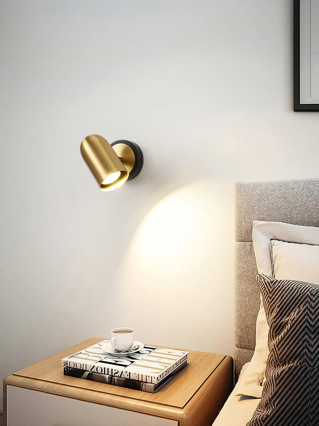 leonardo-gold-wall-lamp-anzaz--9