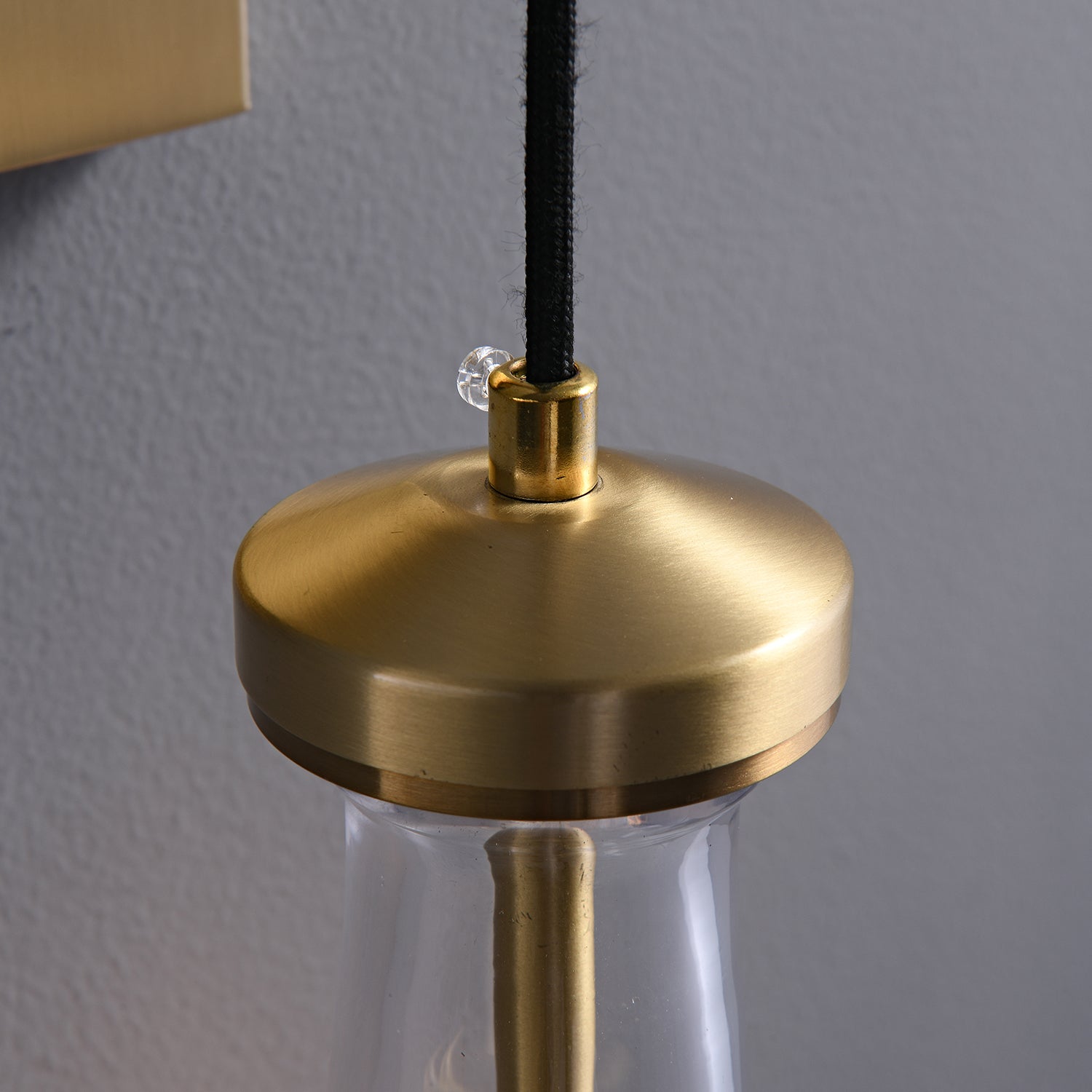 leontine-glass-wall-lamp-anzaz--12