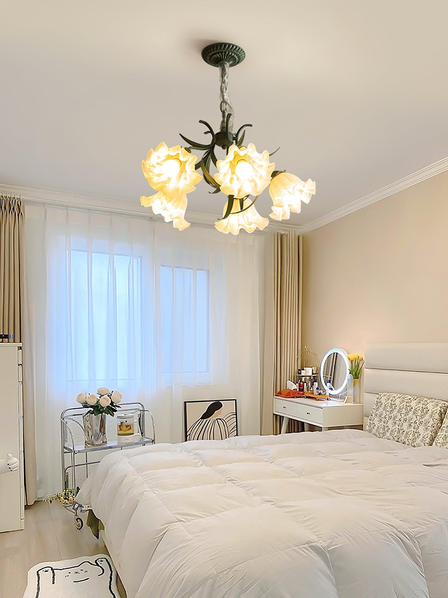 lily-of-the-valley-flower-chandelier-anzaz--32