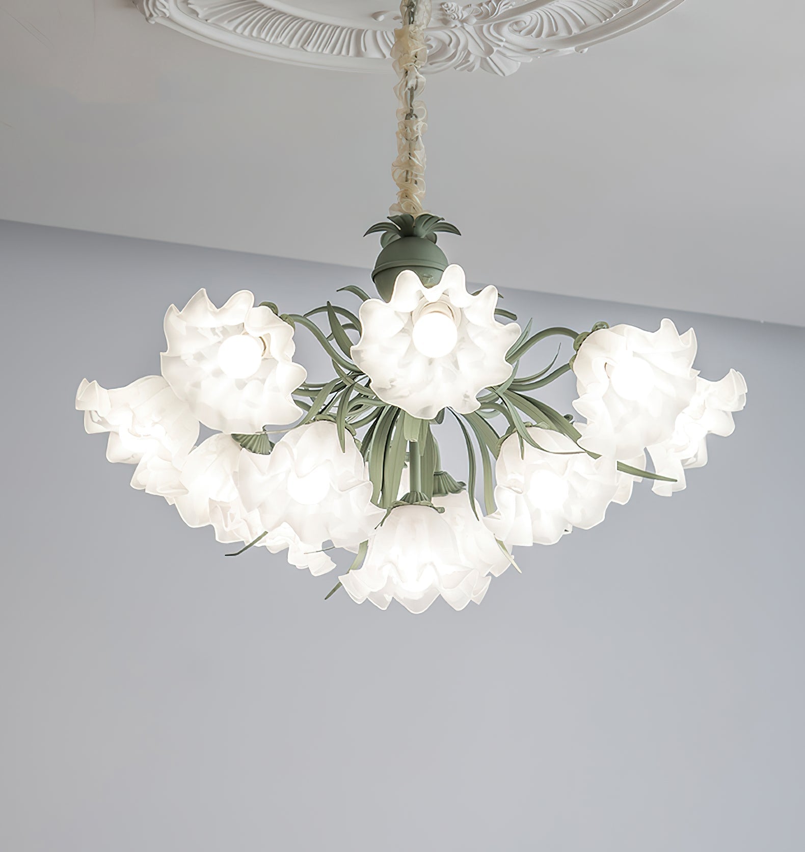 lily-of-the-valley-flower-chandelier-anzaz--53