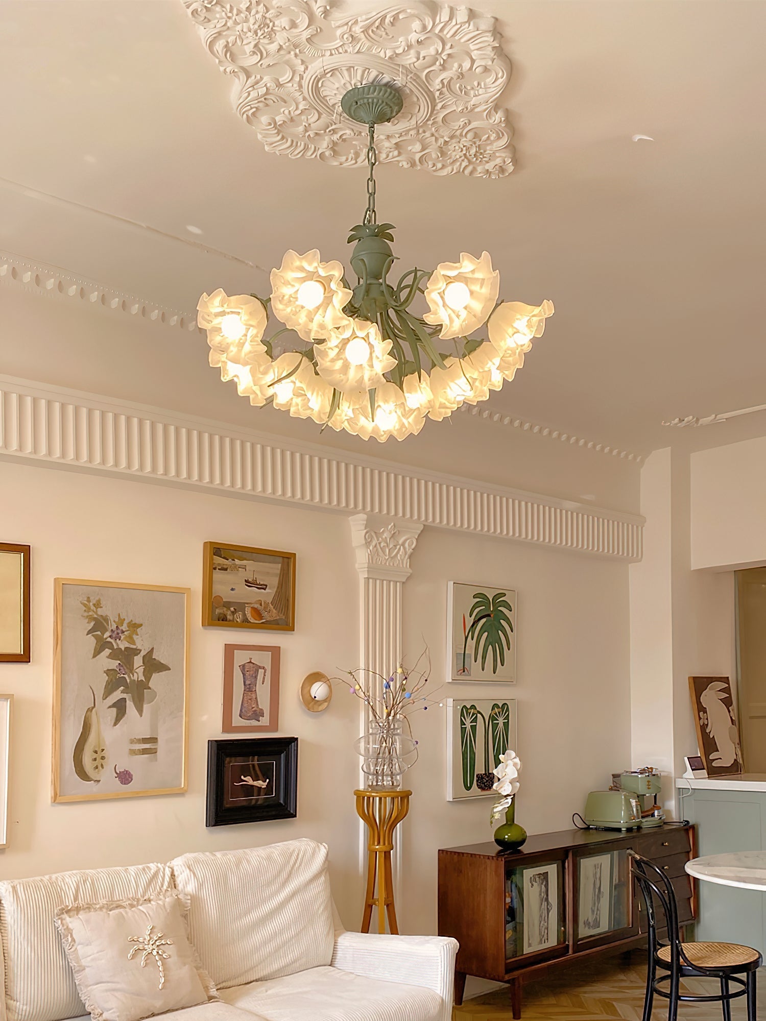 lily-of-the-valley-flower-chandelier-anzaz--60