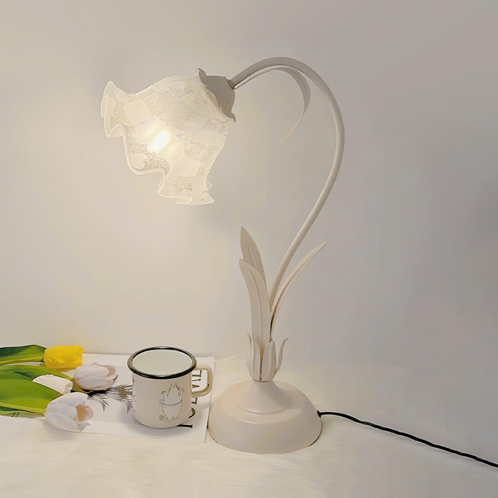 lily-of-the-valley-table-lamp-anzaz--42