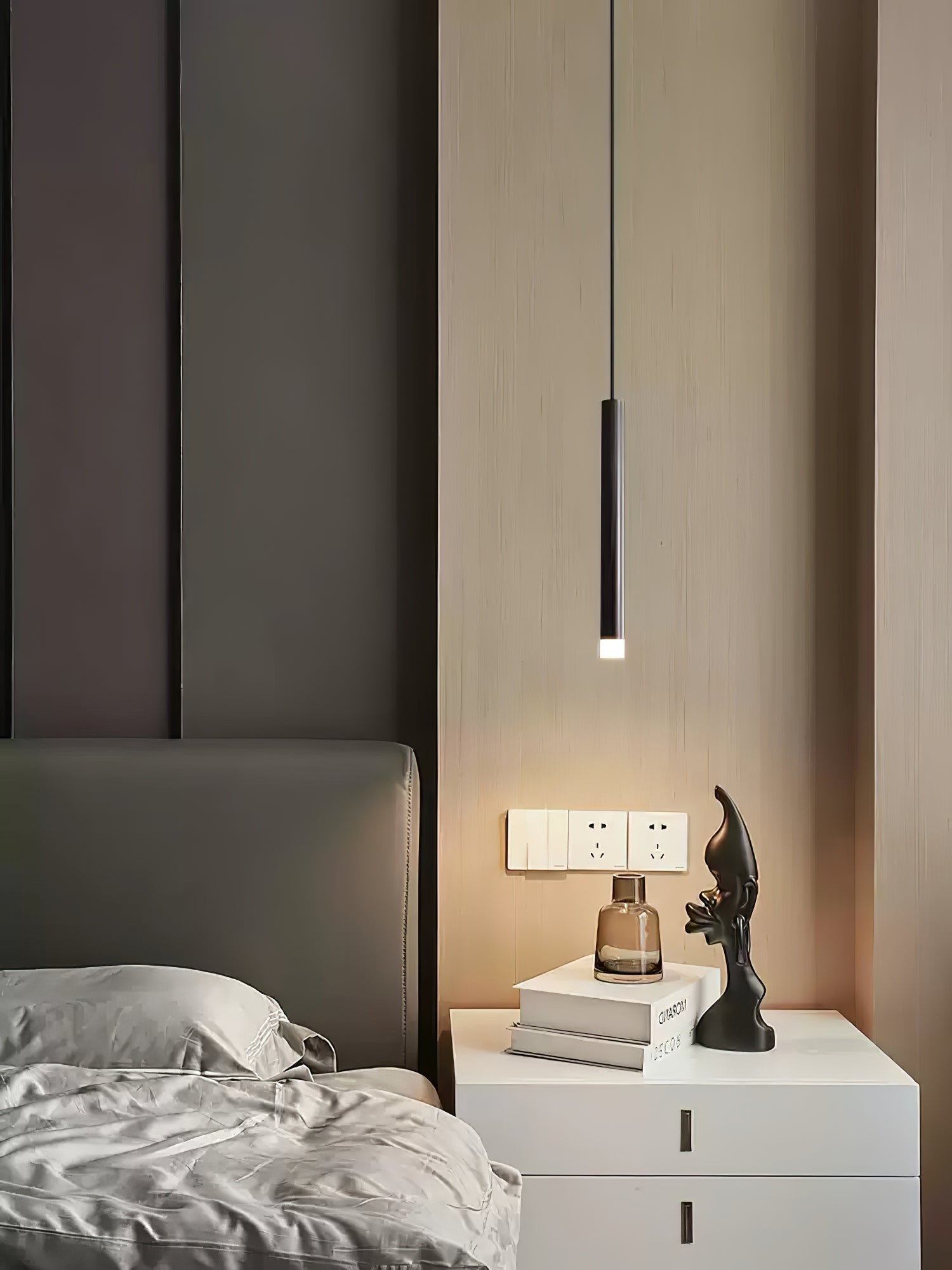 linea-mono-pendant-light-anzaz-Brass-4