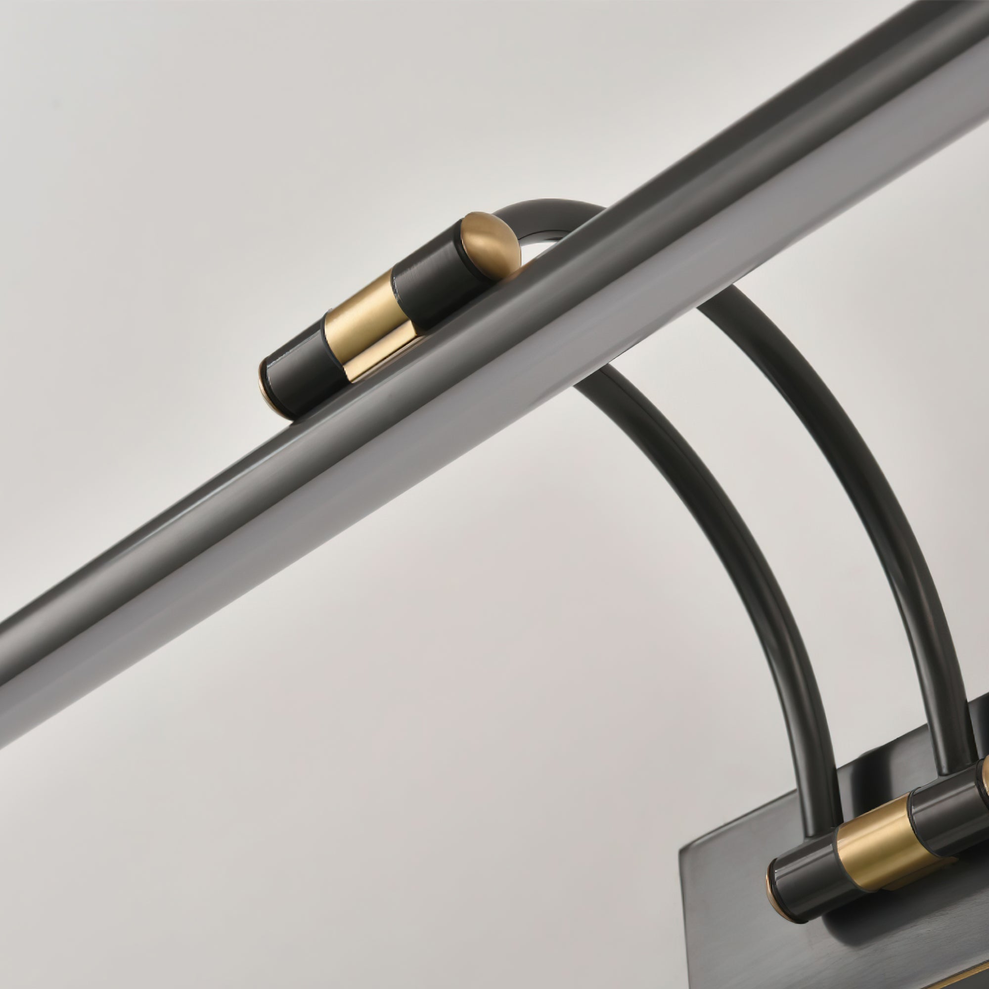 linear-vanity-wall-light-anzaz-Dark bronze-11