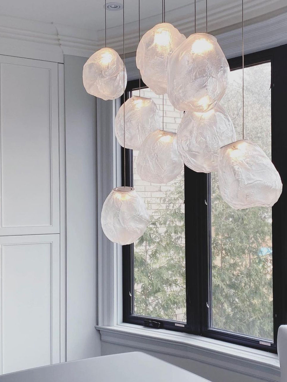 liquid-glass-stone-pendant-light-anzaz--14