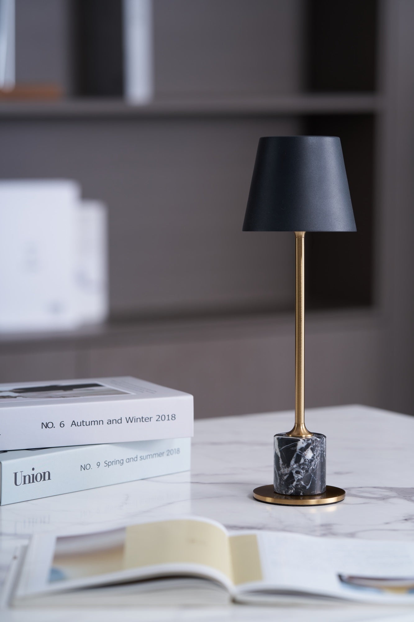 lirio-mini-marble-table-lamp-anzaz--48