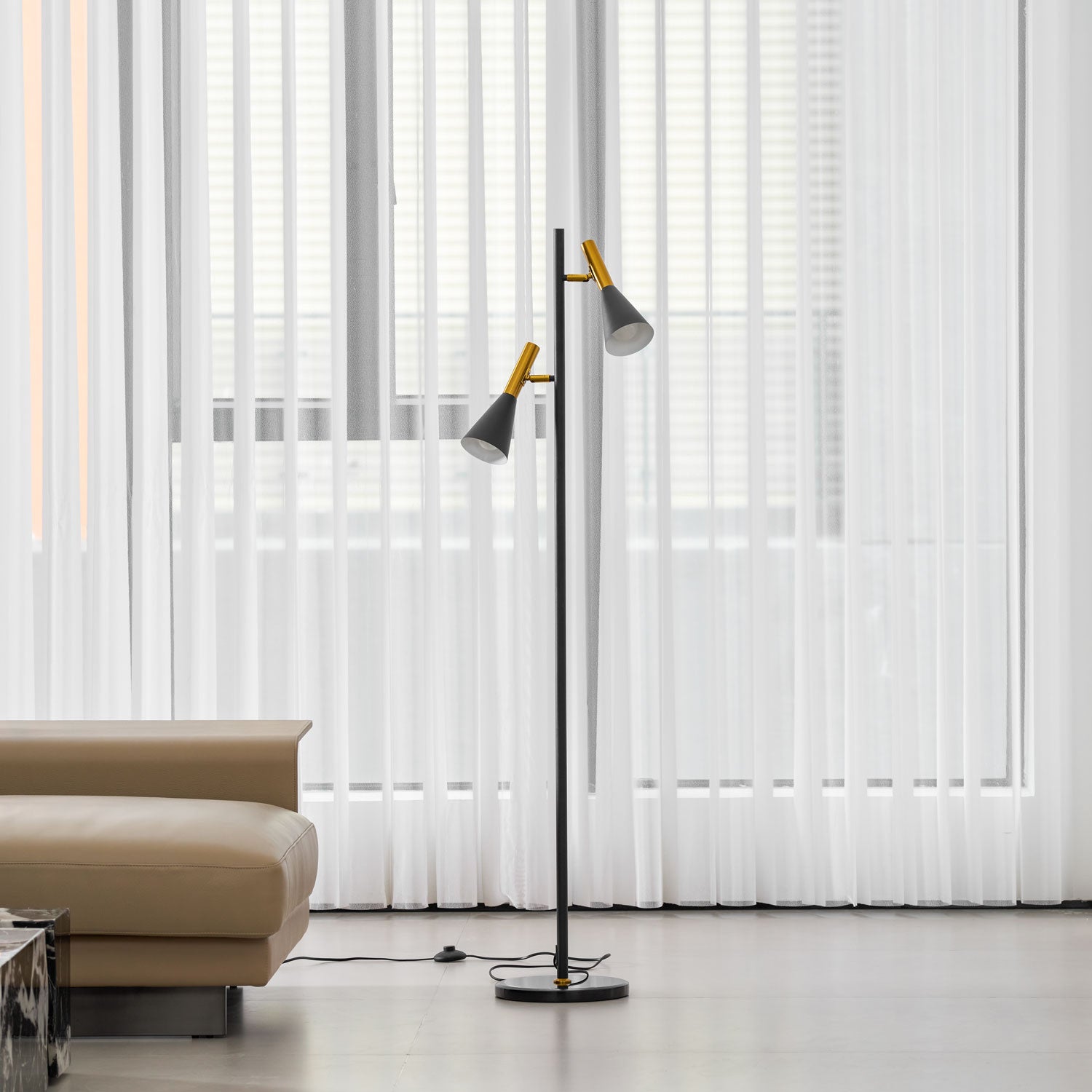 lron-mouth-floor-lamp-anzaz--34