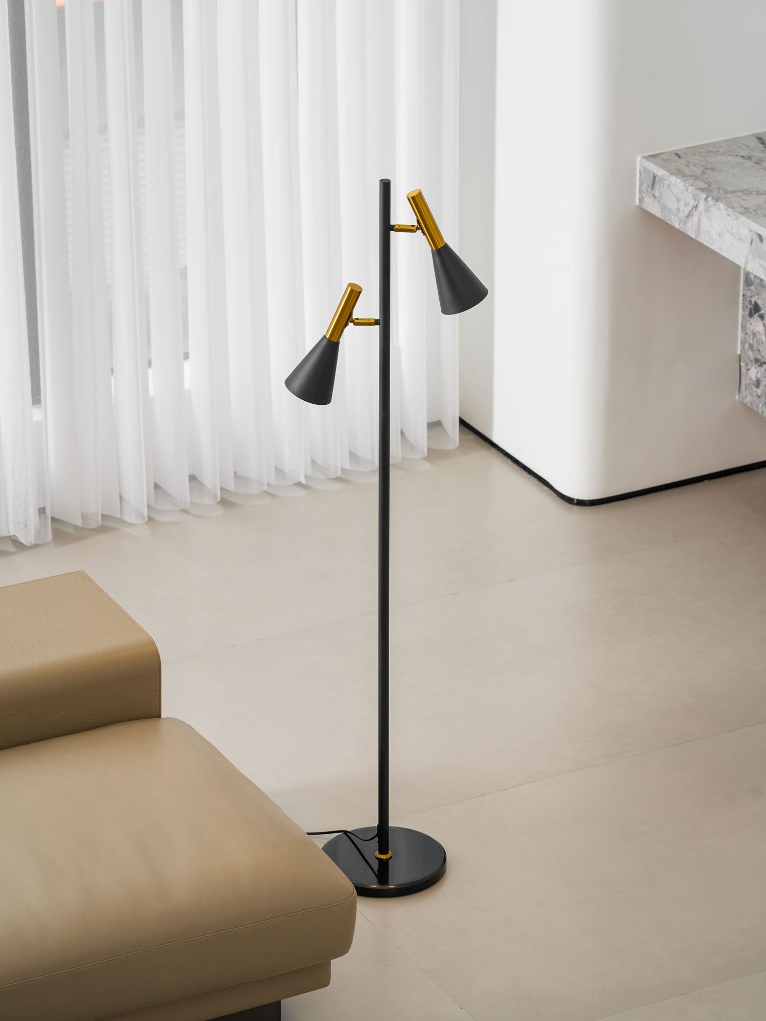 lron-mouth-floor-lamp-anzaz--30