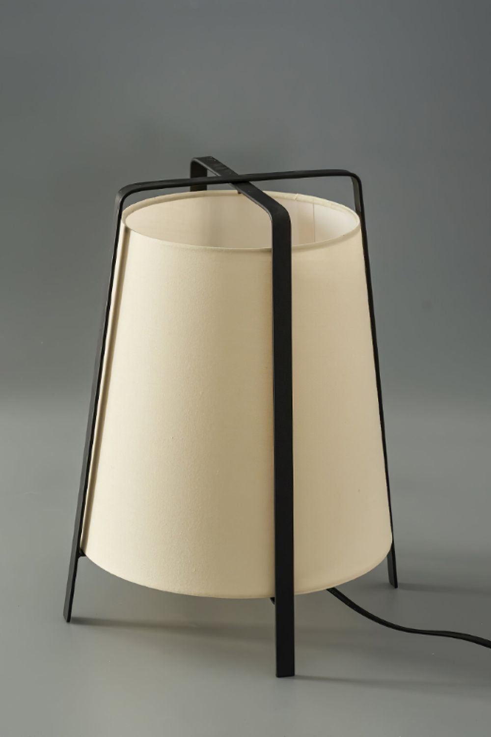 luca-soft-glow-table-lamp-anzaz--29