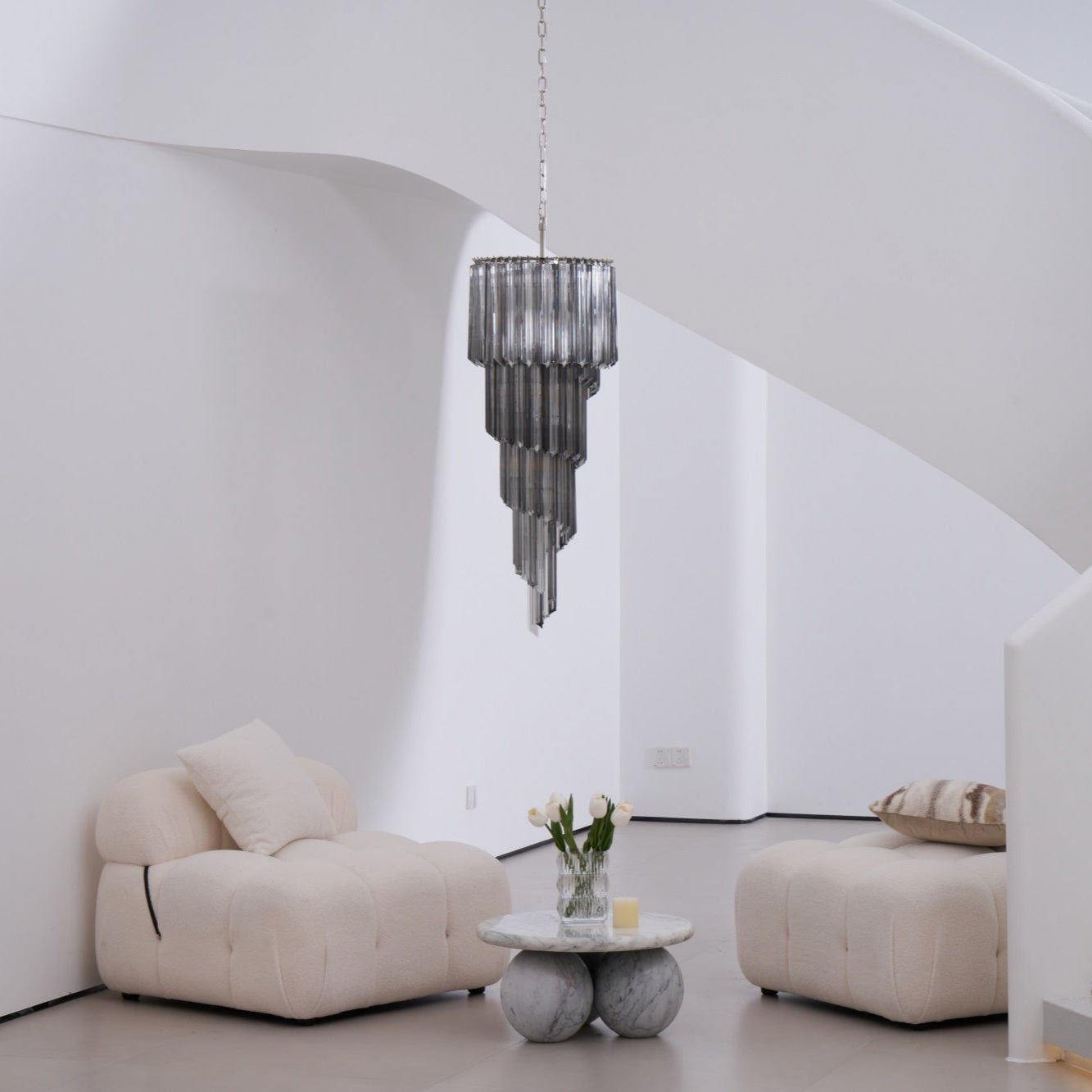 lucente-noir-spiral-chandelier-anzaz--34