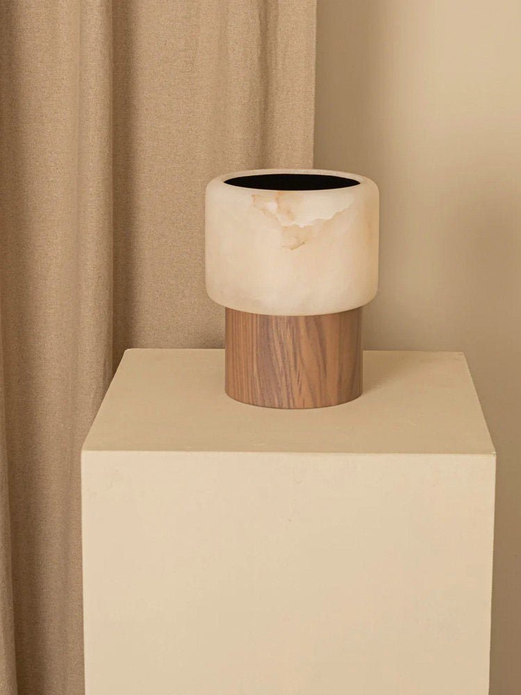 luma-core-alabaster-table-lamp-anzaz--7