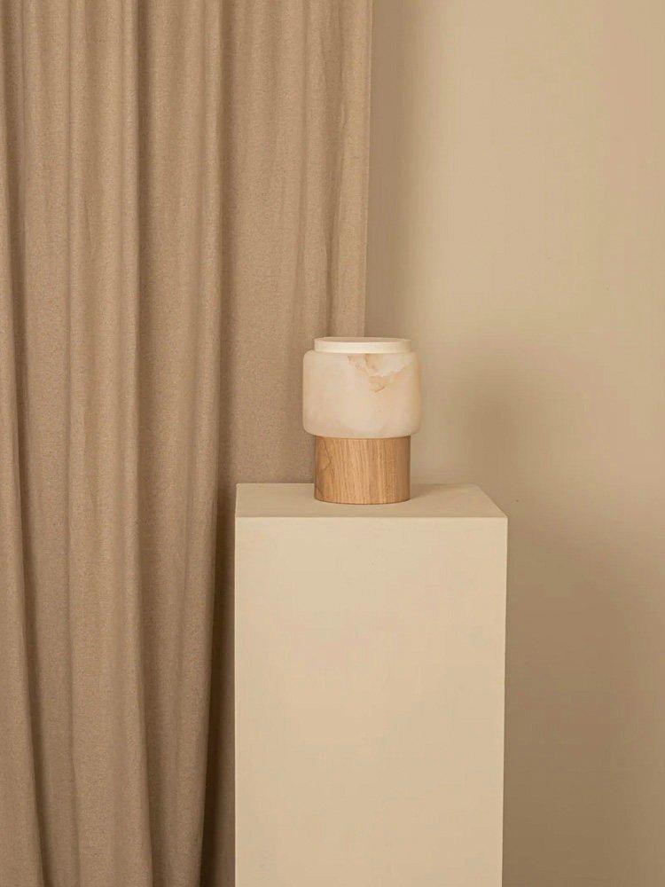 luma-core-alabaster-table-lamp-anzaz--10