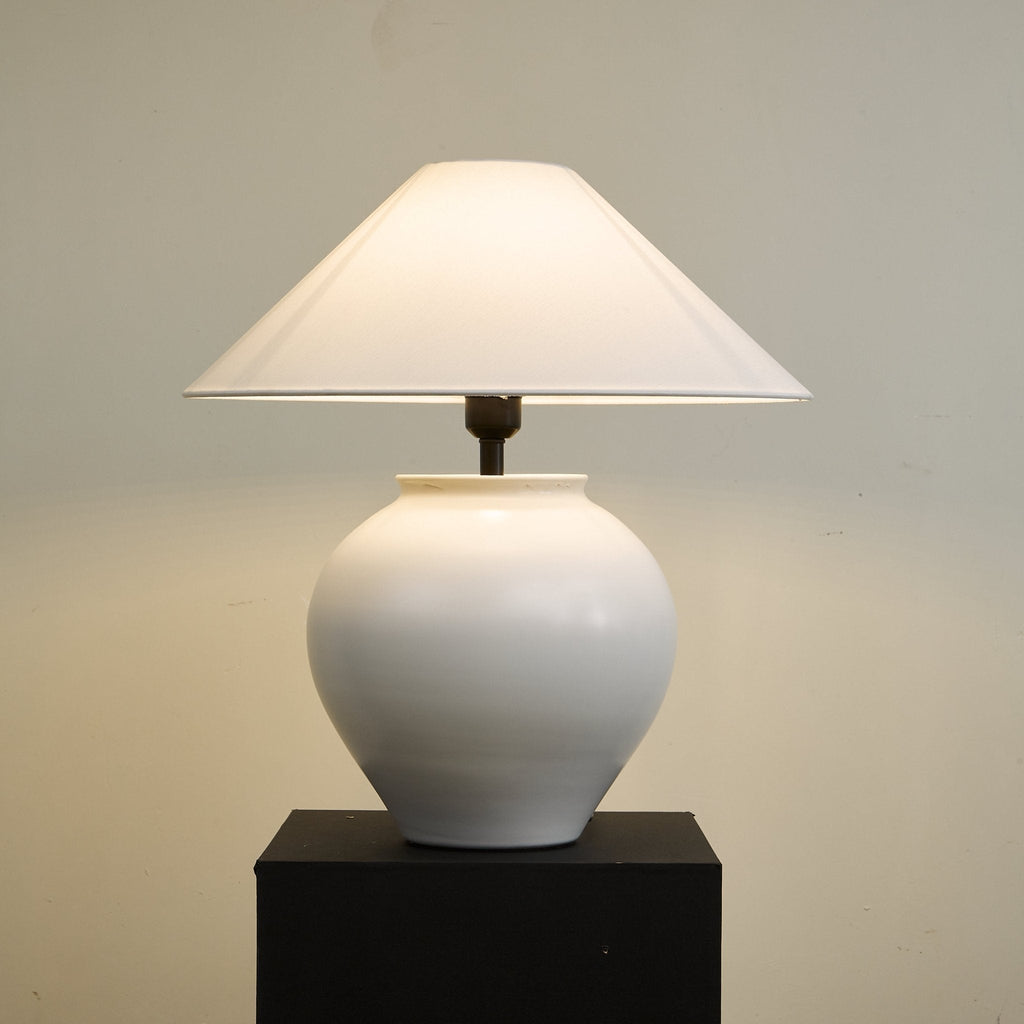 luma-ceramic-table-lamp-anzaz-White-2